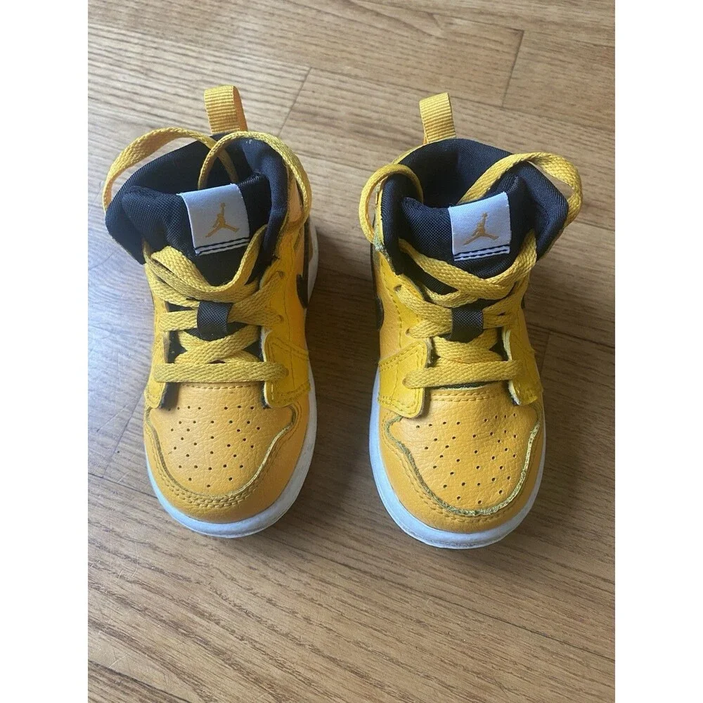 NIKE Toddler Jordan 1 Mid TD University Gold Black Yellow Size 5C 640735 700